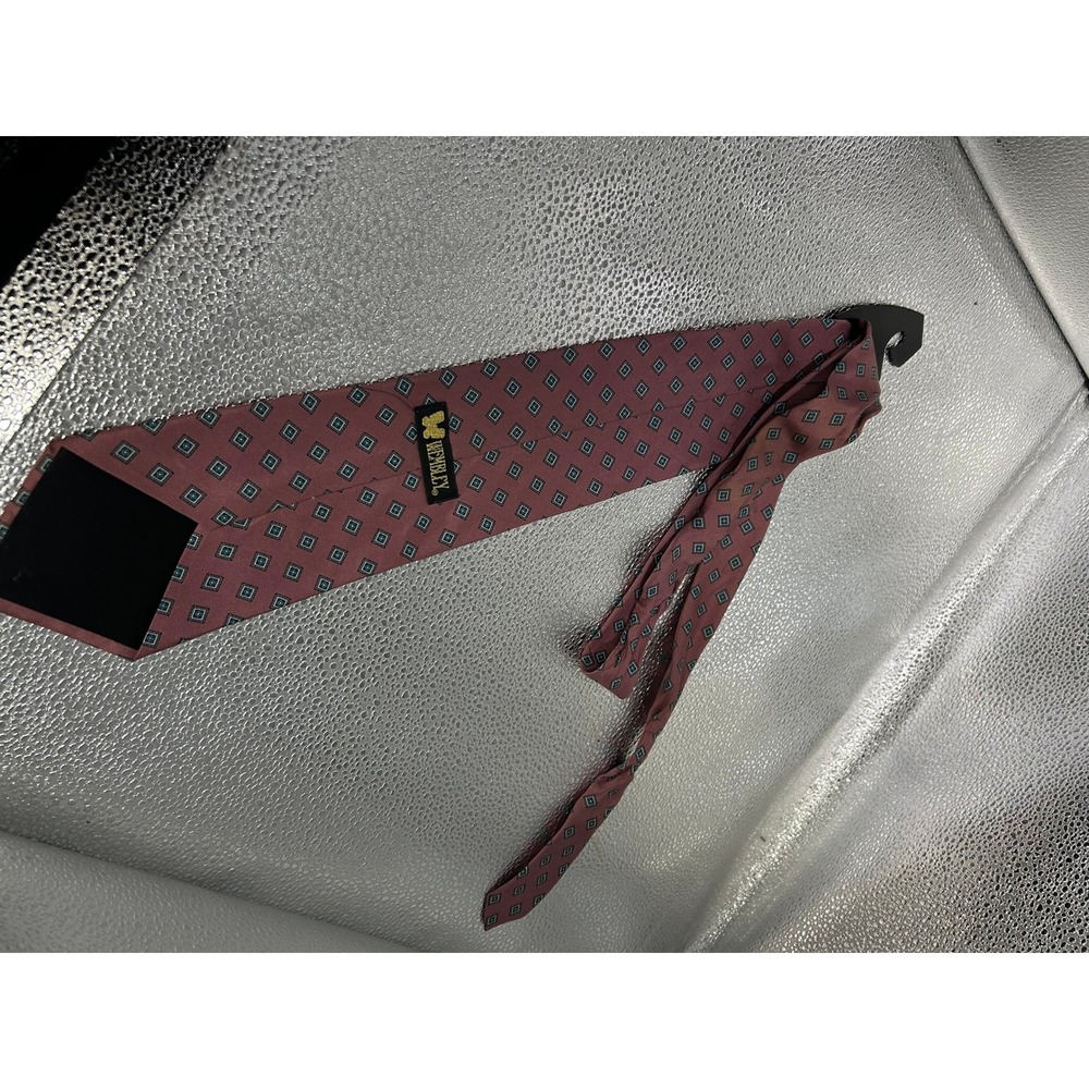Wembley Men Geometric Square Medallion Silk Blend Necktie Pink Teal Blue Classic